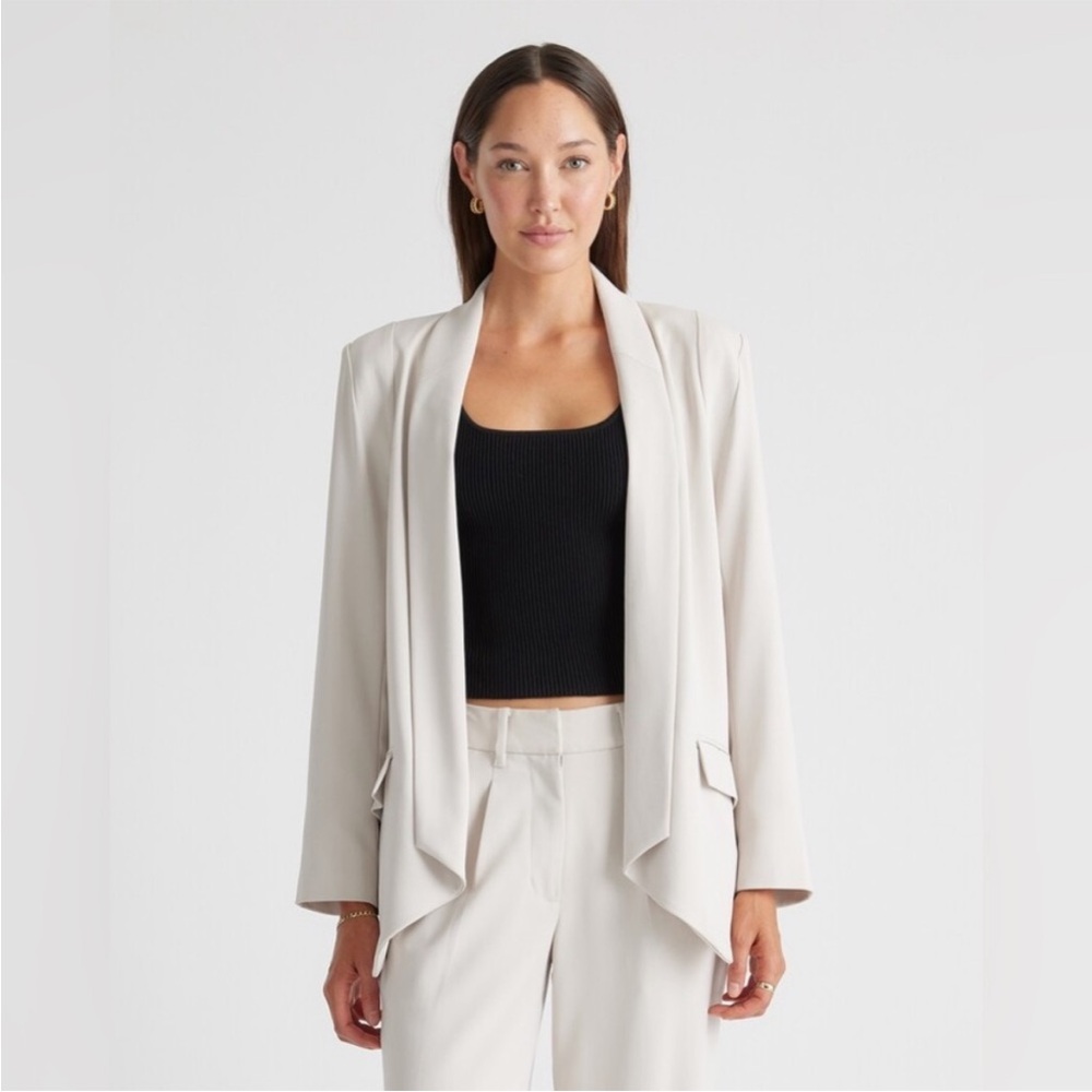 Cream Relaxed Fit Blazer with Wide Lapels